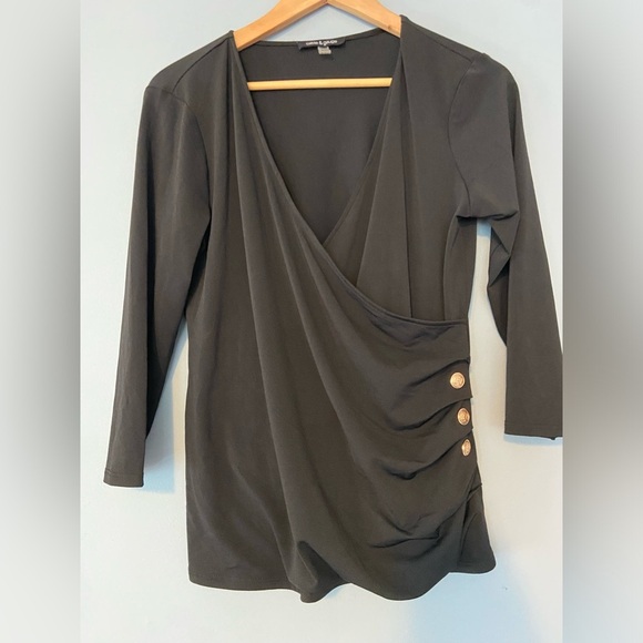 Cable & Gauge Tops - Cable and Gauge Elegant Black Wrap Top with Button Detail. Size medium.